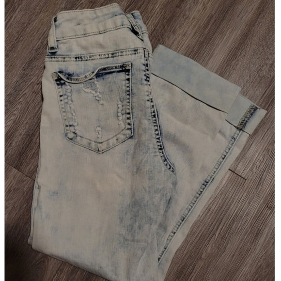 Jeans - Picture 2 of 3